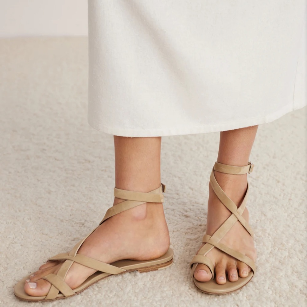 Oiled Leather Strappy Sandal: Size 39 color dark sand